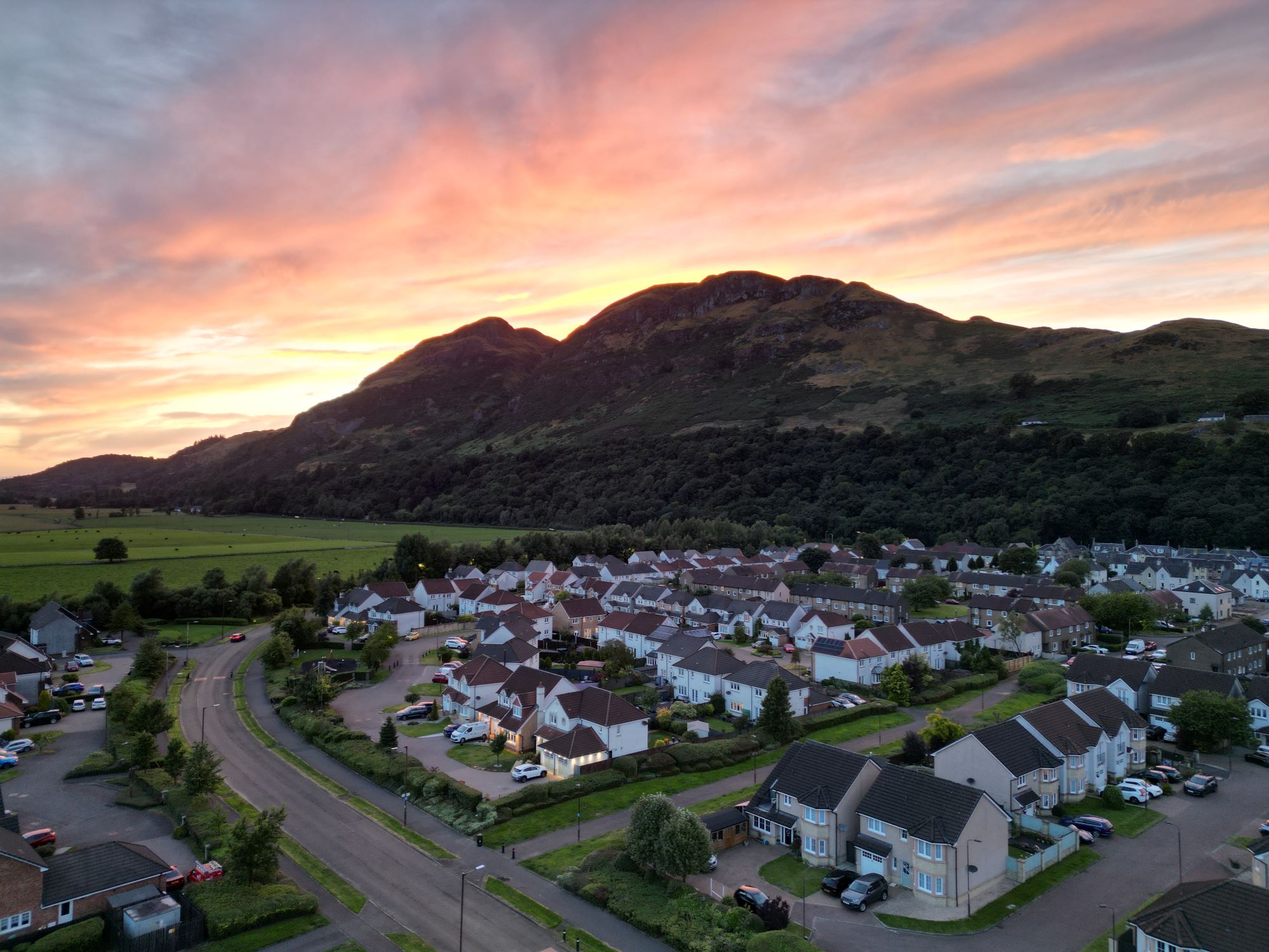 Menstrie mains sunset